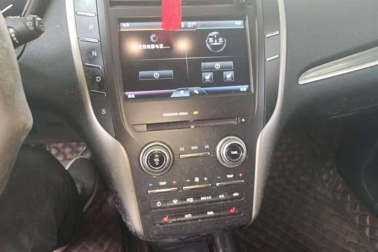 Used Lincoln MKC 2016 2.0T Two-Wheel Drive Deluxe Edition Audio And AC Panel