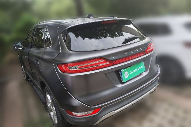 Used Lincoln MKC 2016 2.0T Two-Wheel Drive Deluxe Edition Rear Left 45 Deg
