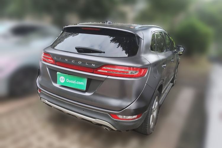 Used Lincoln MKC 2016 2.0T Two-Wheel Drive Deluxe Edition Rear Right 45 Deg