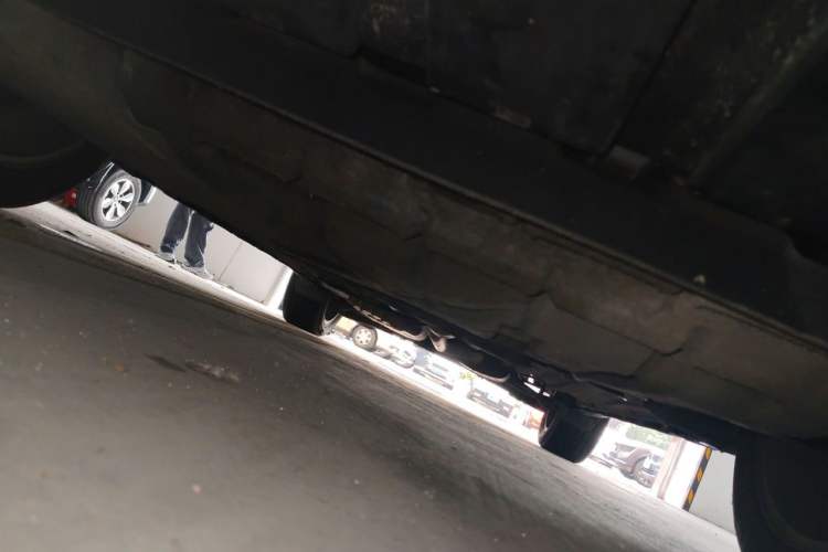 Used Lincoln MKC 2016 2.0T Two-Wheel Drive Deluxe Edition Chassis Front