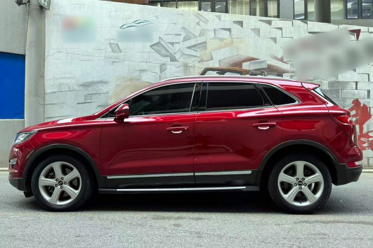 Used Lincoln MKC 2016 2.0T Two-Wheel Drive Deluxe Edition Exterior 1