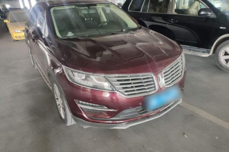 Used Lincoln MKC 2016 2.0T Four-Wheel Drive Luxury Edition Exterior 2