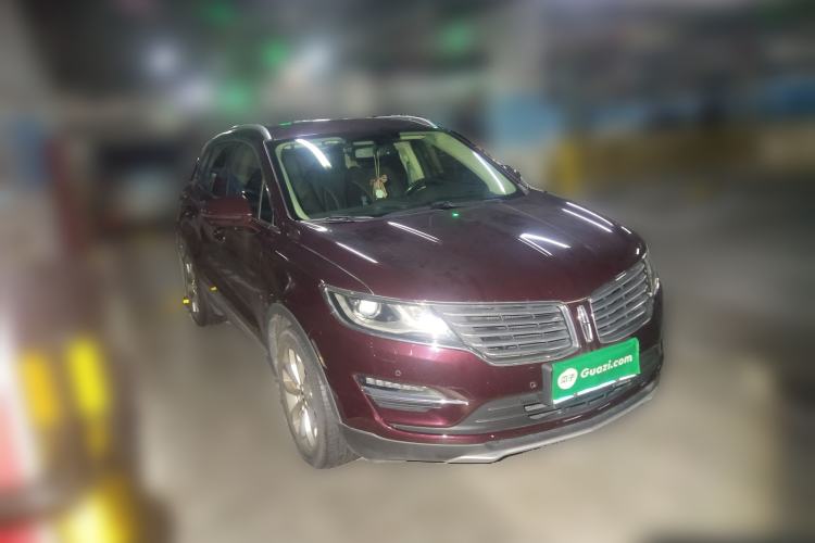 Used Lincoln MKC 2016 2.0T Two-Wheel Drive Luxury Edition Front Right 45 Deg