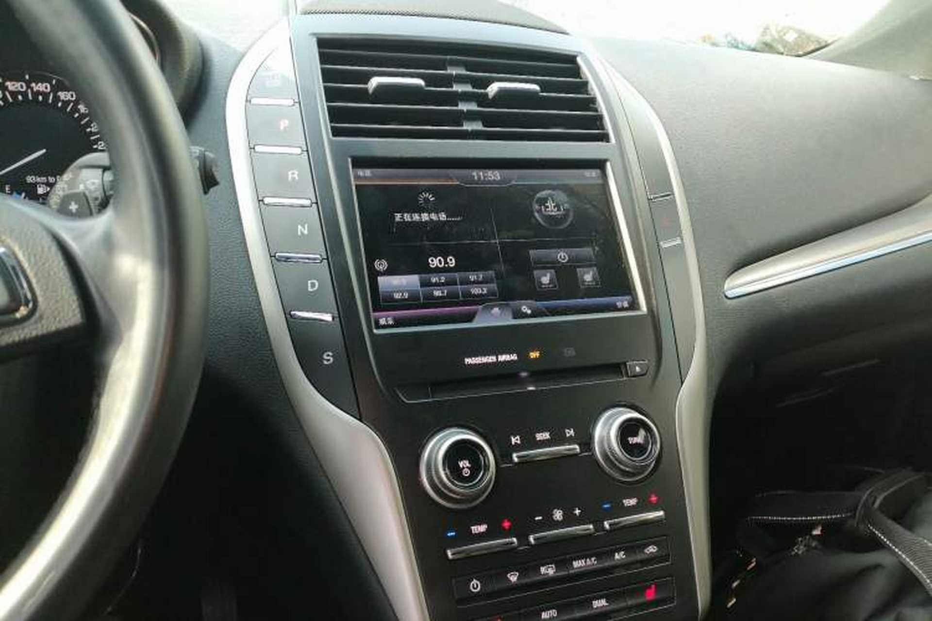 Used Lincoln MKC 2016 2.0T Two-Wheel Drive Deluxe Edition Gear Lever