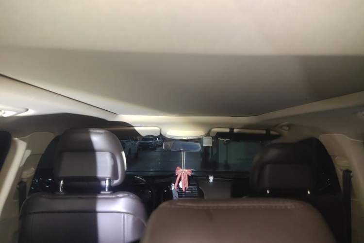 Used Lincoln MKC 2016 2.0T Two-Wheel Drive Luxury Edition Headliner
