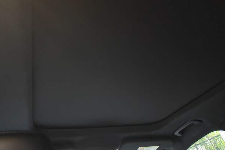 Used Lincoln MKC 2016 2.0T Four-Wheel Drive Luxury Edition Headliner