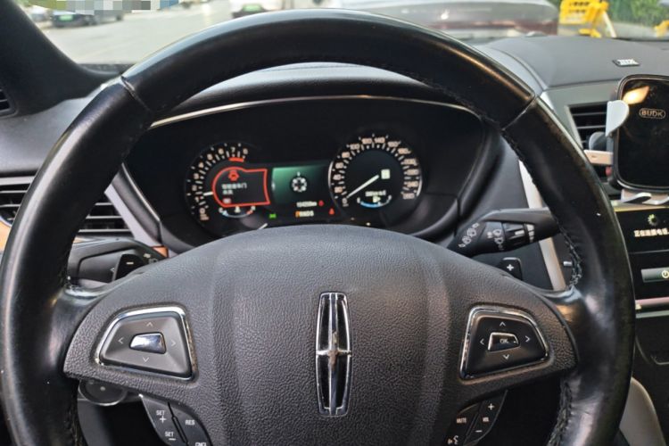 Used Lincoln MKC 2016 2.0T Four-Wheel Drive Luxury Edition Instrument Cluster