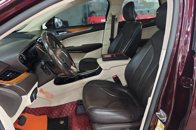 Used Lincoln MKC 2016 2.0T Four-Wheel Drive Luxury Edition Left Front Seat