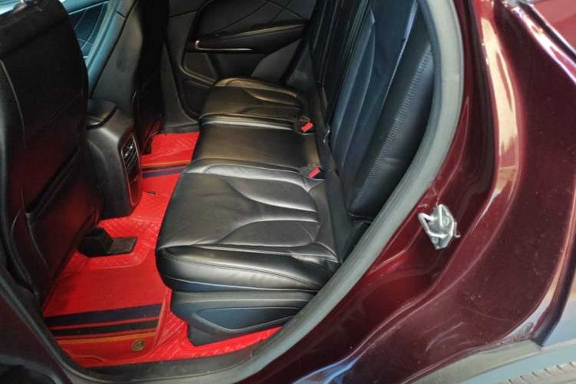 Used Lincoln MKC 2016 2.0T Two-Wheel Drive Deluxe Edition Left Rear Seat
