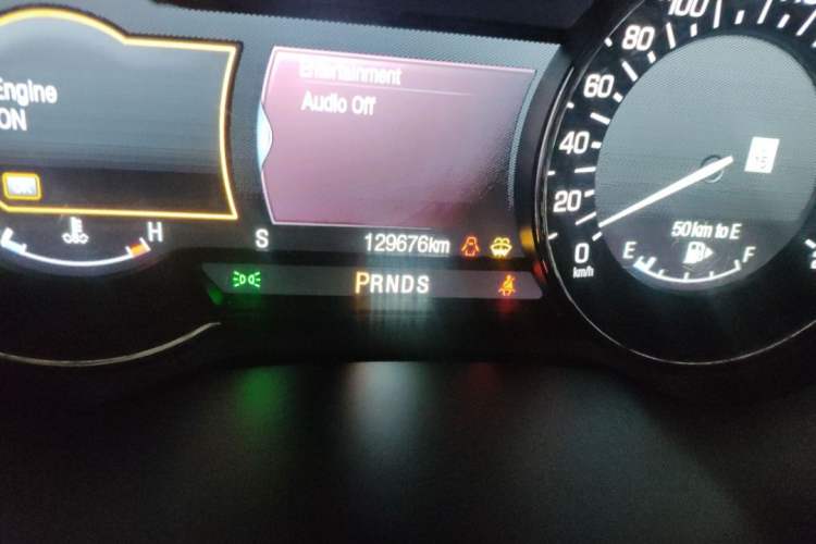 Used Lincoln MKC 2016 2.0T Four-Wheel Drive Luxury Edition Odometer Close Up