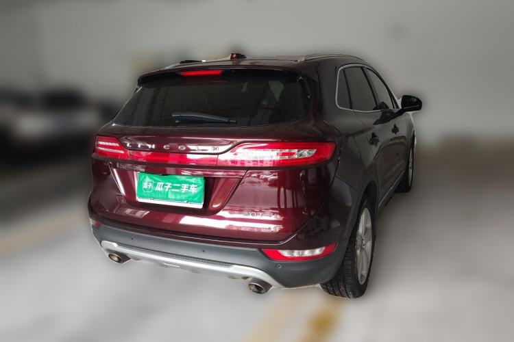 Used Lincoln MKC 2016 2.0T Two-Wheel Drive Deluxe Edition Rear Right 45 Deg
