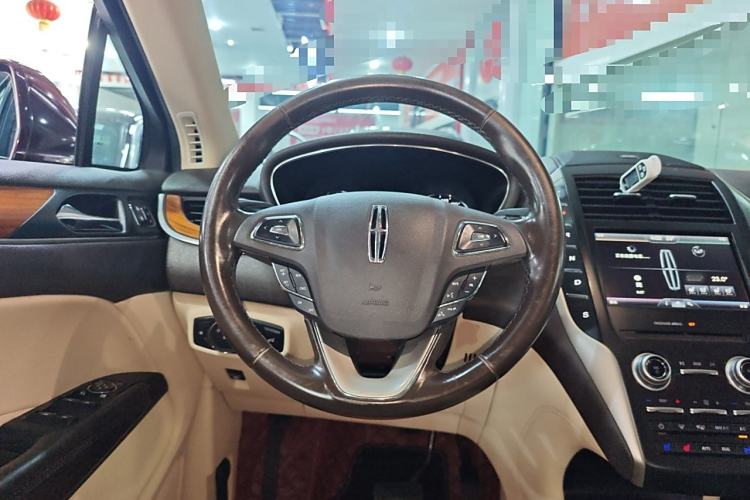 Used Lincoln MKC 2016 2.0T Four-Wheel Drive Luxury Edition Steering Wheel