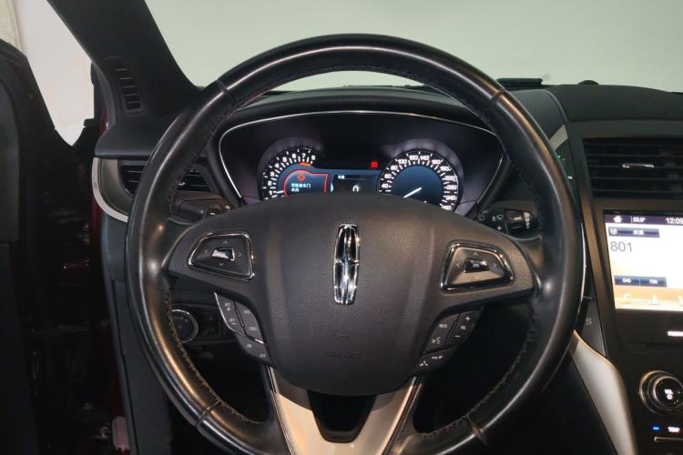Used Lincoln MKC 2016 2.0T Two-Wheel Drive Deluxe Edition Steering Wheel