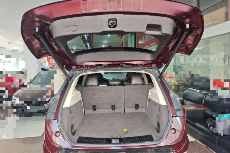 Used Lincoln MKC 2016 2.0T Four-Wheel Drive Luxury Edition Trunk