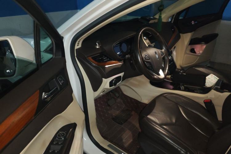 Used Lincoln MKC 2016 2.0T Two-Wheel Drive Luxury Edition Driver Seat
