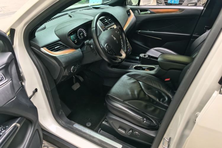 Used Lincoln MKC 2016 2.0T Four-Wheel Drive Prestige Edition Driver Seat