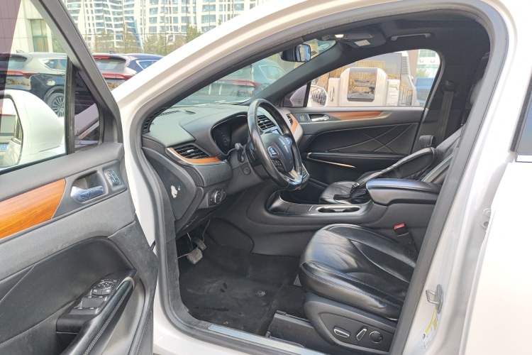 Used Lincoln MKC 2016 2.0T Four-Wheel Drive Luxury Edition Driver Seat