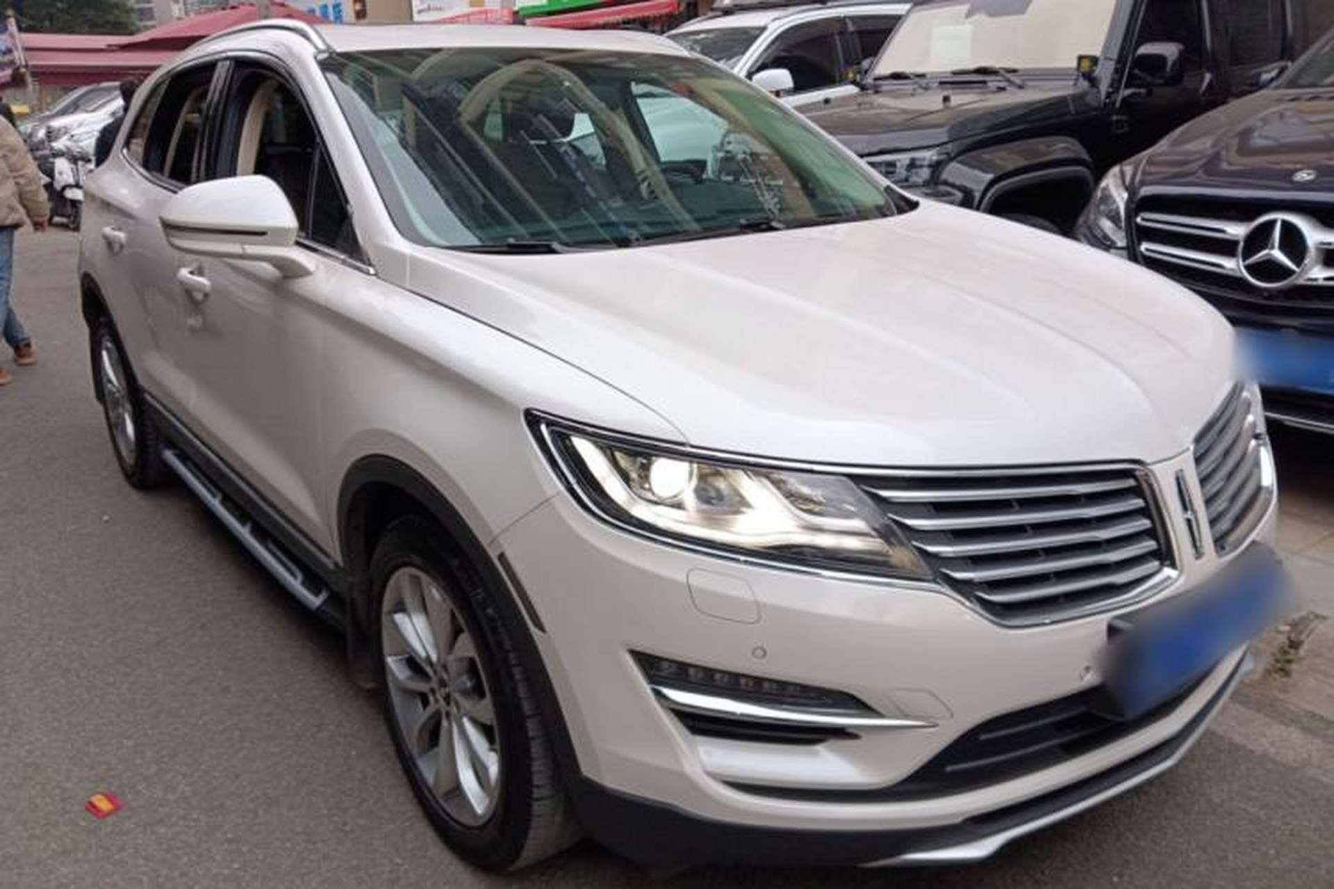 Used Lincoln MKC 2016 2.0T Two-Wheel Drive Luxury Edition Exterior 2