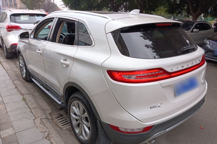 Used Lincoln MKC 2016 2.0T Two-Wheel Drive Luxury Edition Exterior 3