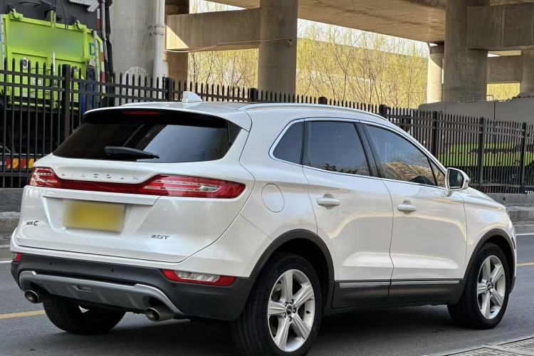 Used Lincoln MKC 2016 2.0T Two-Wheel Drive Deluxe Edition Exterior 7