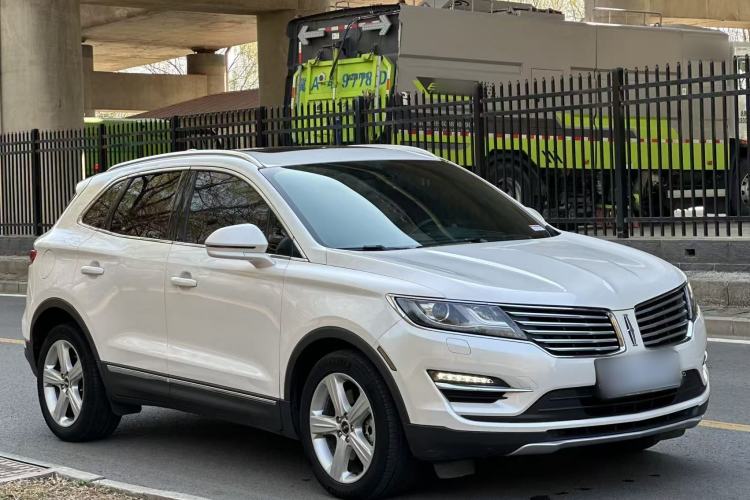 Used Lincoln MKC 2016 2.0T Two-Wheel Drive Deluxe Edition Exterior 8