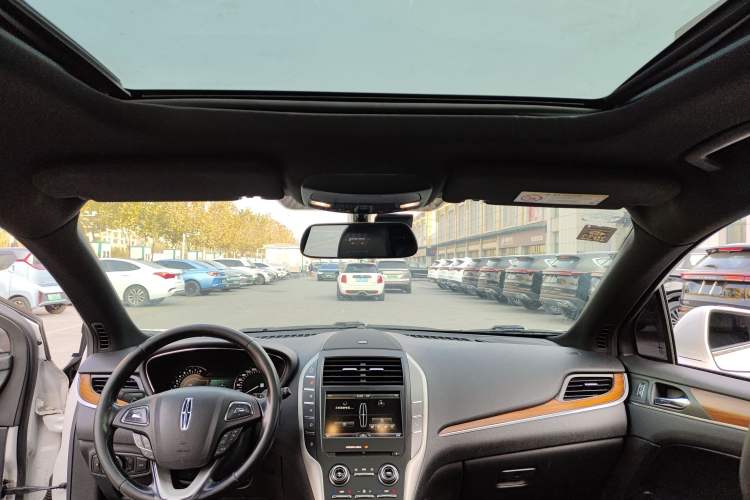 Used Lincoln MKC 2016 2.0T Four-Wheel Drive Luxury Edition Headliner