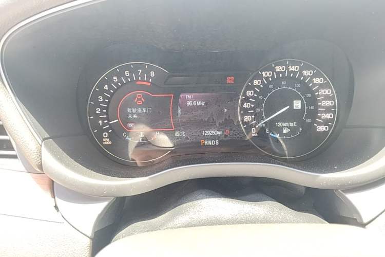 Used Lincoln MKC 2016 2.0T Two-Wheel Drive Luxury Edition Instrument Cluster
