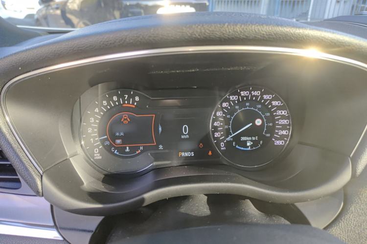 Used Lincoln MKC 2016 2.0T Two-Wheel Drive Deluxe Edition Instrument Cluster
