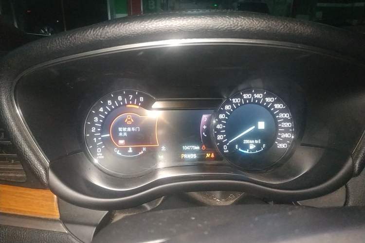 Used Lincoln MKC 2016 2.0T Two-Wheel Drive Luxury Edition Instrument Cluster
