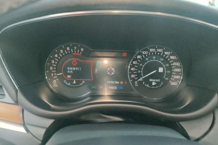 Used Lincoln MKC 2016 2.0T Four-Wheel Drive Luxury Edition Instrument Cluster