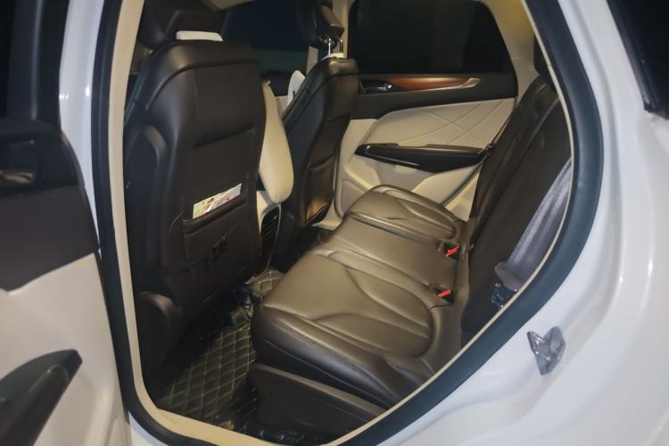Used Lincoln MKC 2016 2.0T Four-Wheel Drive Luxury Edition Left Rear Seat