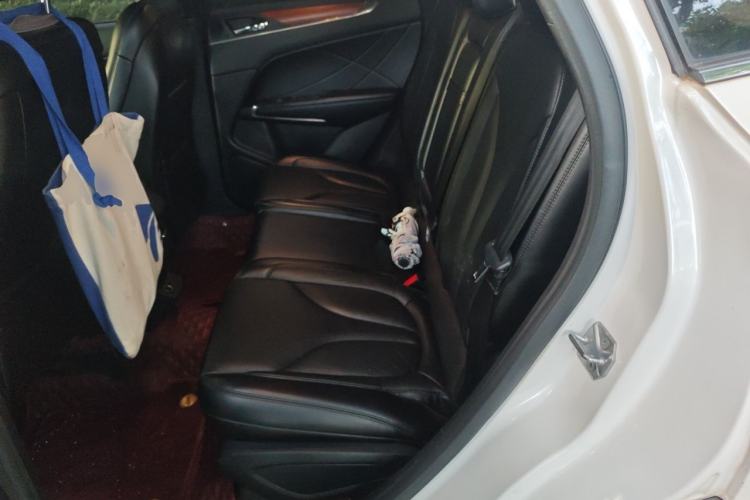 Used Lincoln MKC 2016 2.0T Four-Wheel Drive Luxury Edition Left Rear Seat