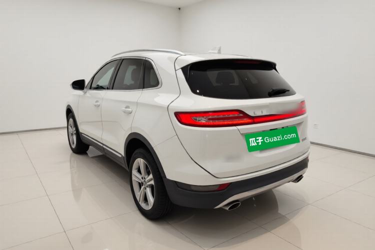 Used Lincoln MKC 2016 2.0T Two-Wheel Drive Luxury Edition Rear Left 45 Deg