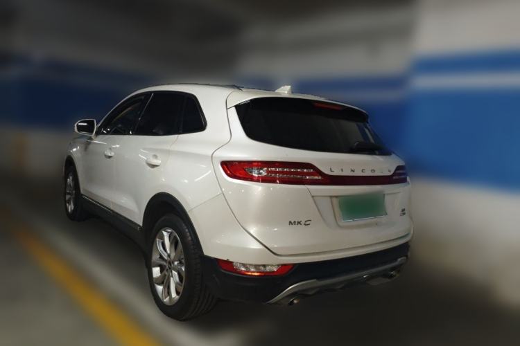 Used Lincoln MKC 2016 2.0T Two-Wheel Drive Luxury Edition Rear Left 45 Deg