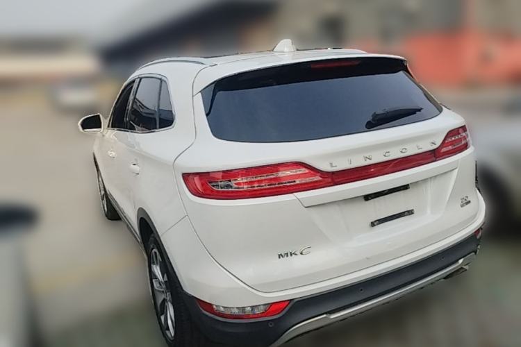Used Lincoln MKC 2016 2.0T Two-Wheel Drive Luxury Edition Rear Left 45 Deg
