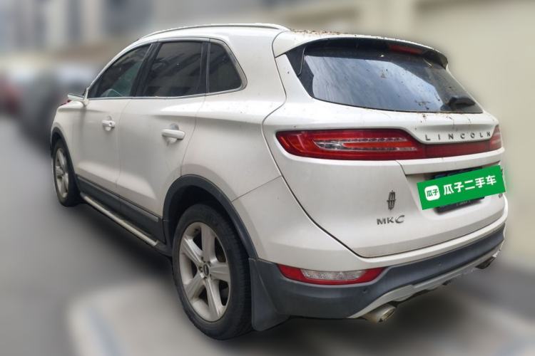 Used Lincoln MKC 2016 2.0T Two-Wheel Drive Deluxe Edition Rear Left 45 Deg