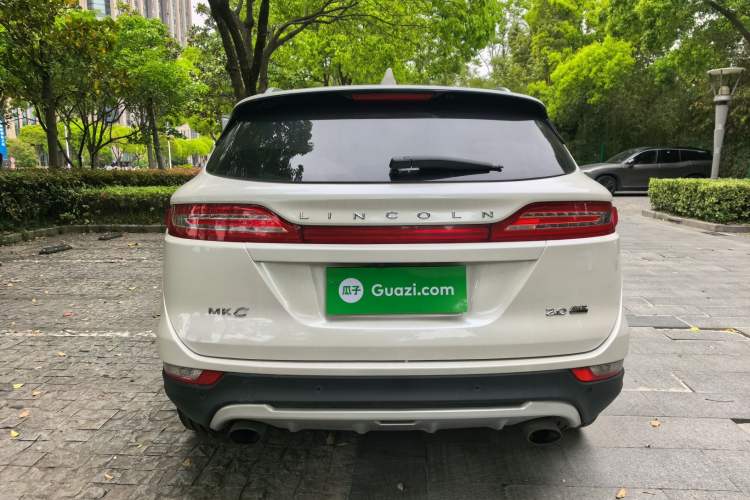 Used Lincoln MKC 2016 2.0T Four-Wheel Drive Prestige Edition Rear