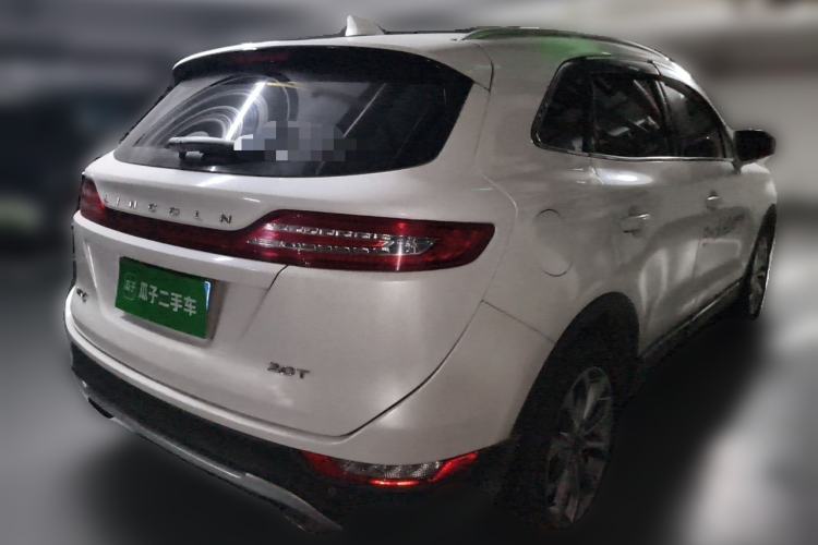 Used Lincoln MKC 2016 2.0T Two-Wheel Drive Luxury Edition Rear Right 45 Deg