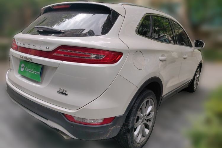 Used Lincoln MKC 2016 2.0T Two-Wheel Drive Luxury Edition Rear Right 45 Deg
