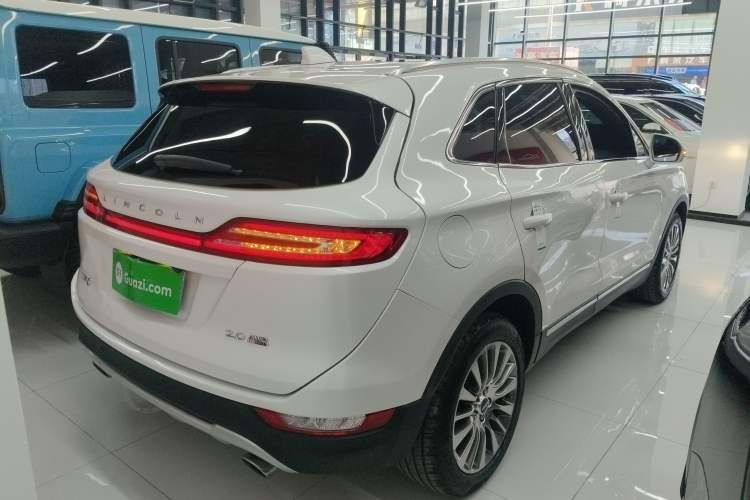 Used Lincoln MKC 2016 2.0T Four-Wheel Drive Luxury Edition Rear Right 45 Deg