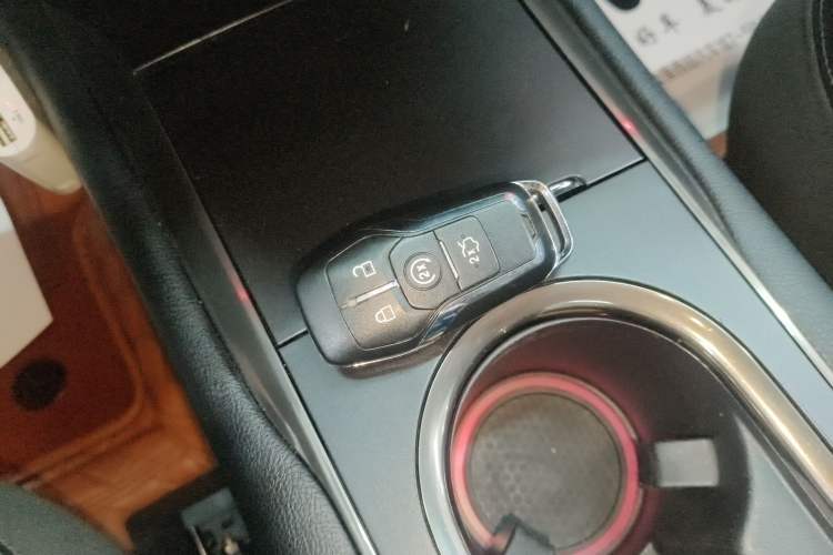 Used Lincoln MKC 2016 2.0T Four-Wheel Drive Luxury Edition Vehicle Key