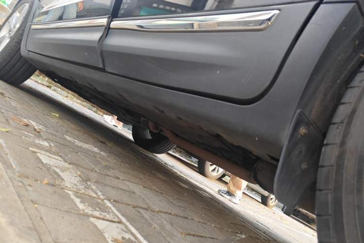 Used Lincoln MKC 2017 2.0T Two-Wheel Drive Deluxe Edition Chassis Rear Left