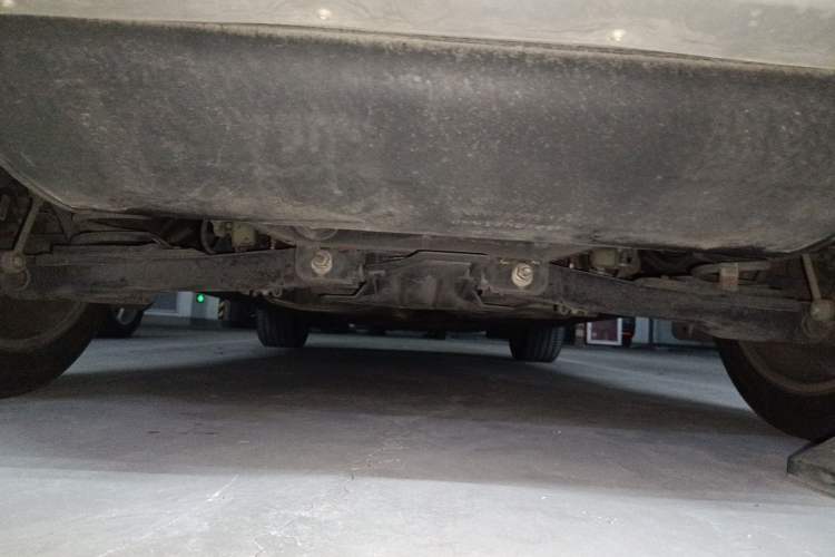 Used Lincoln MKC 2017 2.0T Two-Wheel Drive Deluxe Edition Chassis Rear
