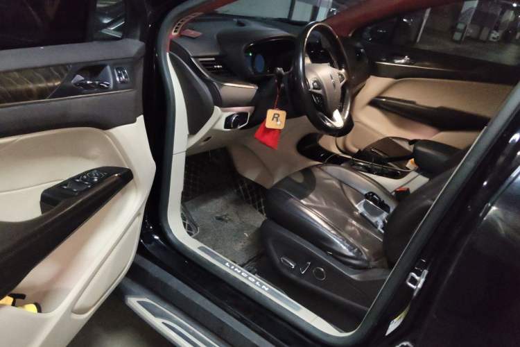 Used Lincoln MKC 2017 2.0T Four-Wheel Drive Zunya Edition Driver Seat