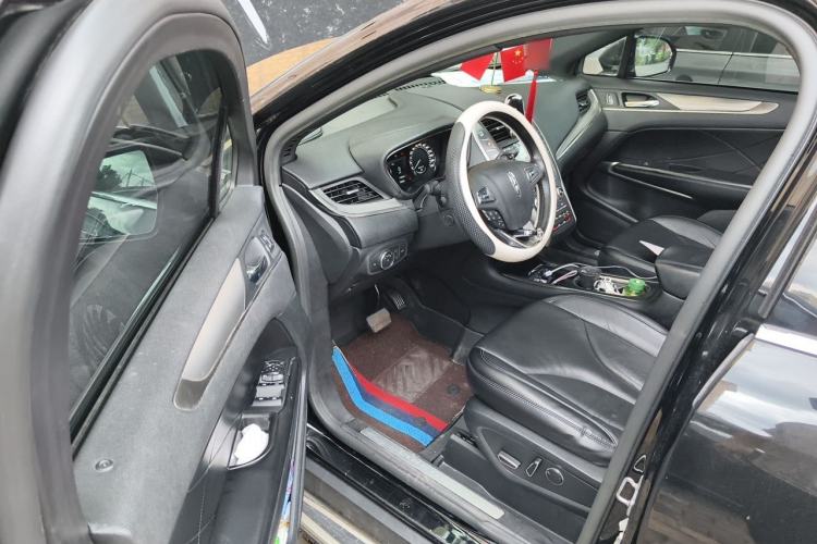 Used Lincoln MKC 2017 2.0T Two-Wheel Drive Deluxe Edition Driver Seat