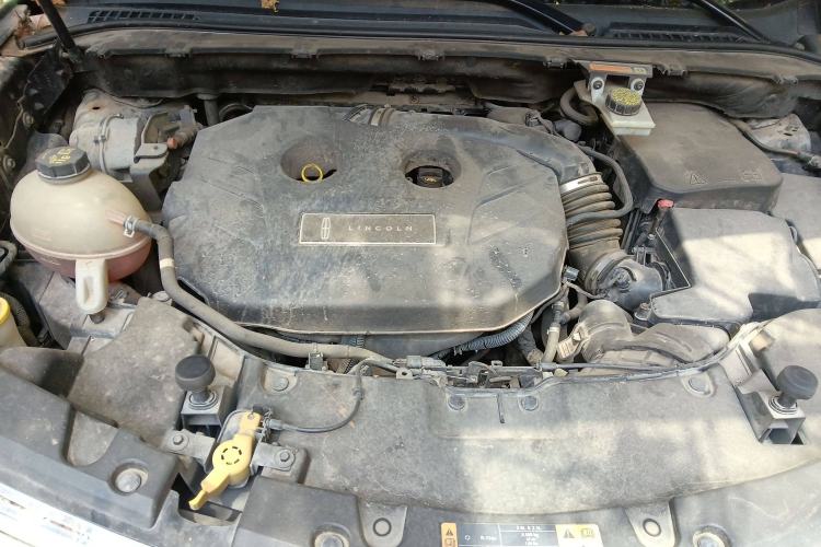 Used Lincoln MKC 2017 2.0T Four-Wheel Drive Prestige Edition Engine Bay