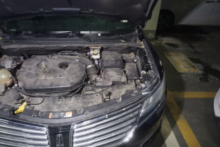 Used Lincoln MKC 2017 2.0T Four-Wheel Drive Zunya Edition Engine Bay Left