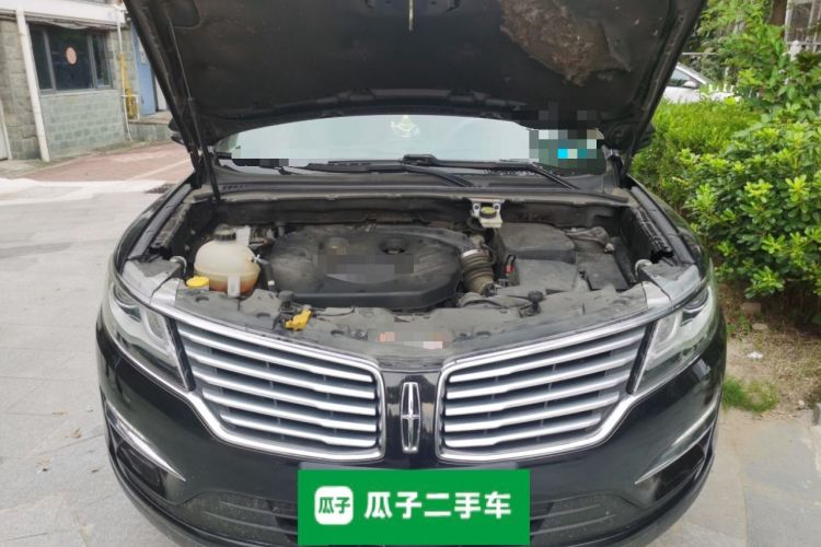Used Lincoln MKC 2017 2.0T Two-Wheel Drive Deluxe Edition Engine Bay