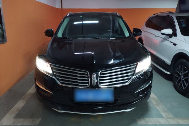 Used Lincoln MKC 2017 2.0T Two-Wheel-Drive Luxury Edition Exterior 1