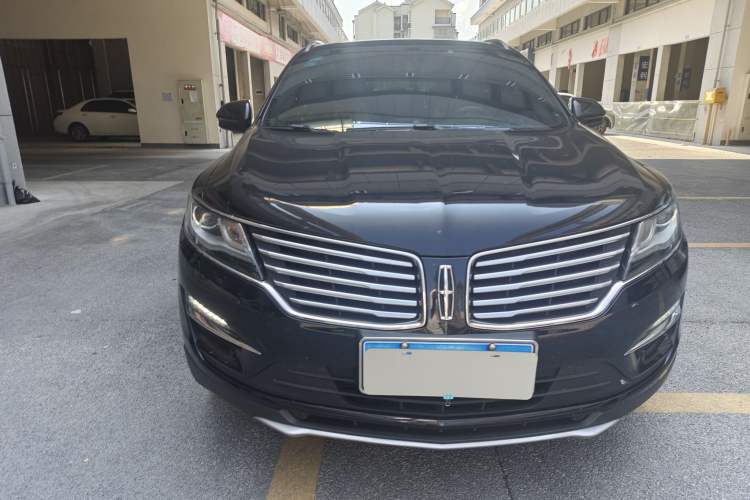 Used Lincoln MKC 2017 2.0T Two-Wheel Drive Deluxe Edition Exterior 1